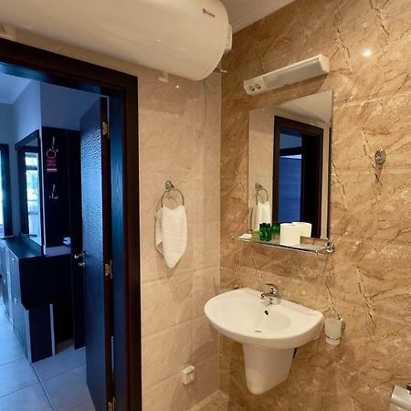 Green Paradise Deluxe Apartments Приморско Экстерьер фото