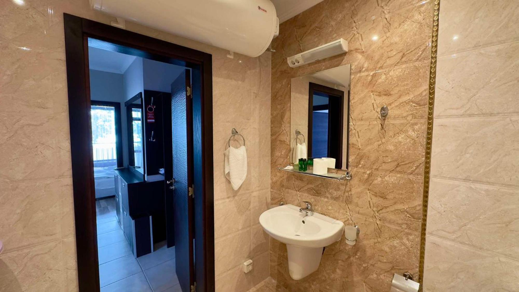 Green Paradise Deluxe Apartments Приморско Экстерьер фото