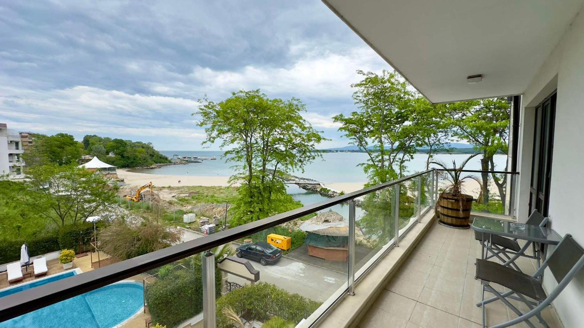 Green Paradise Deluxe Apartments Приморско Экстерьер фото