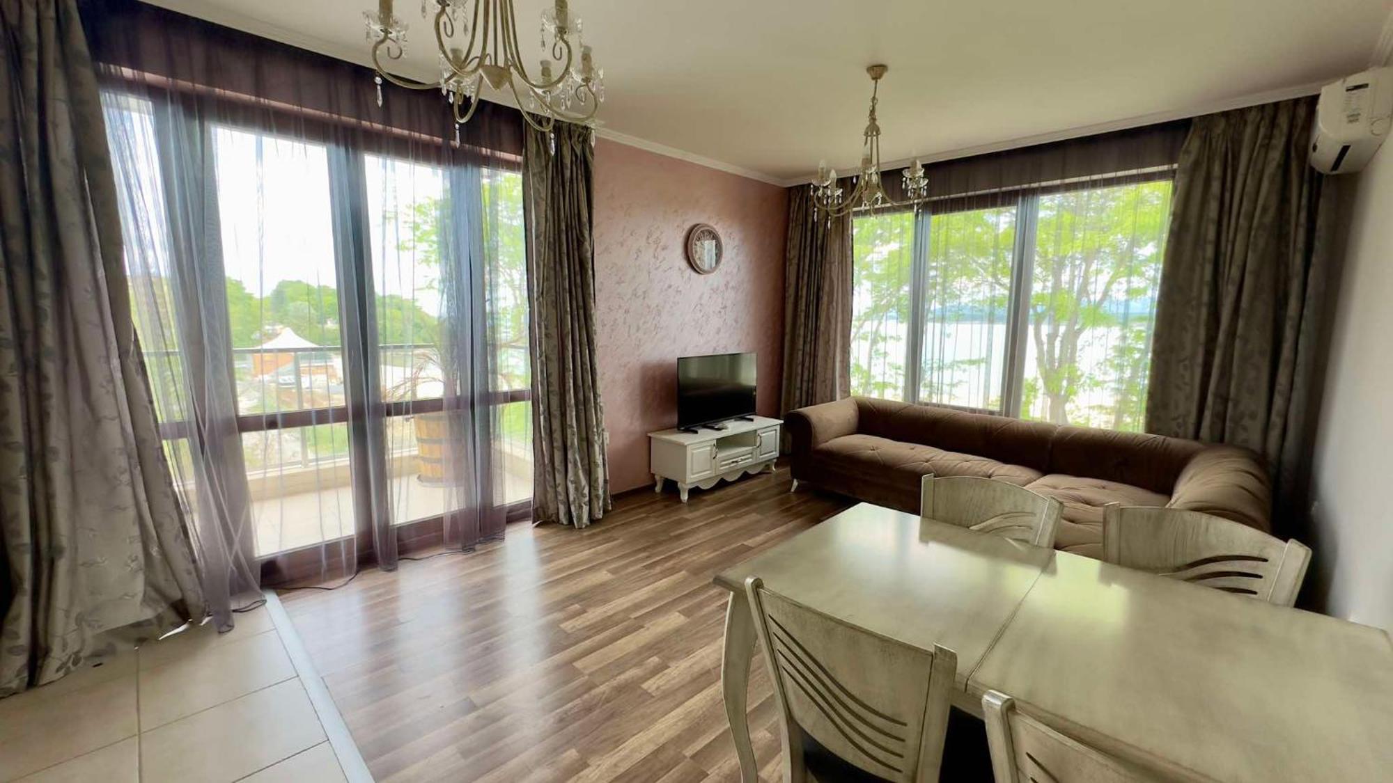 Green Paradise Deluxe Apartments Приморско Экстерьер фото