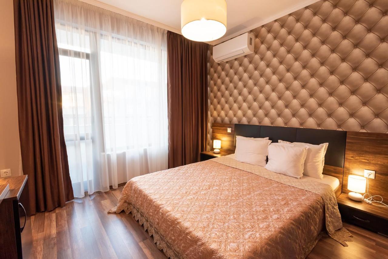 Green Paradise Deluxe Apartments Приморско Экстерьер фото