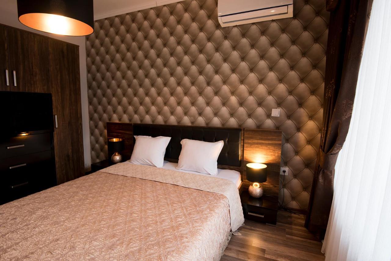 Green Paradise Deluxe Apartments Приморско Экстерьер фото