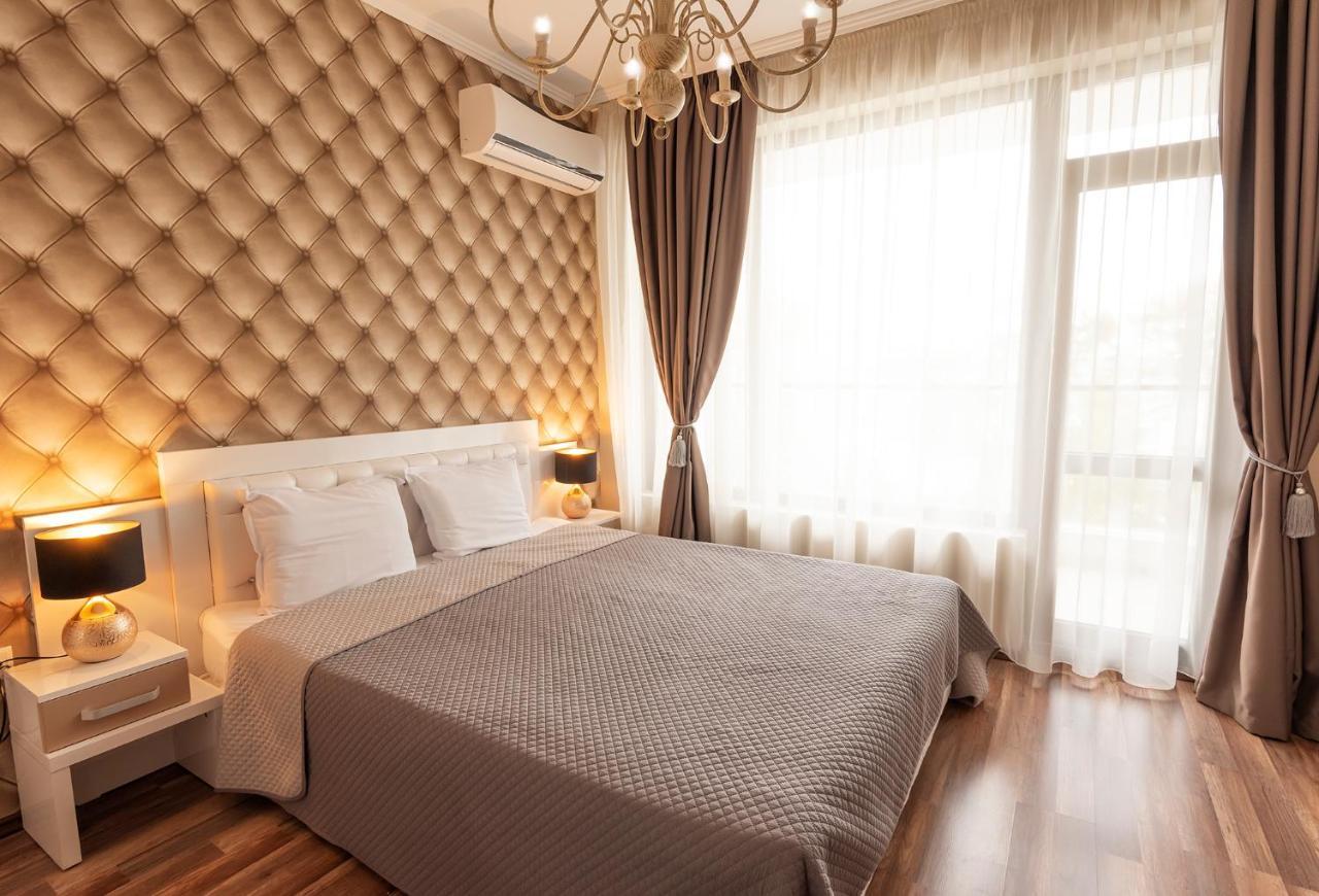 Green Paradise Deluxe Apartments Приморско Экстерьер фото