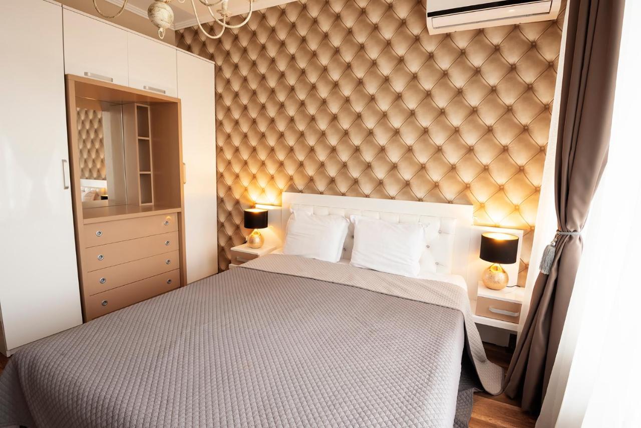 Green Paradise Deluxe Apartments Приморско Экстерьер фото